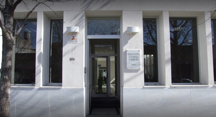 El Colegio de Médicos descubrió y denunció a una falsa médica El Colegio de Médicos descubrió y denunció a una falsa médica
