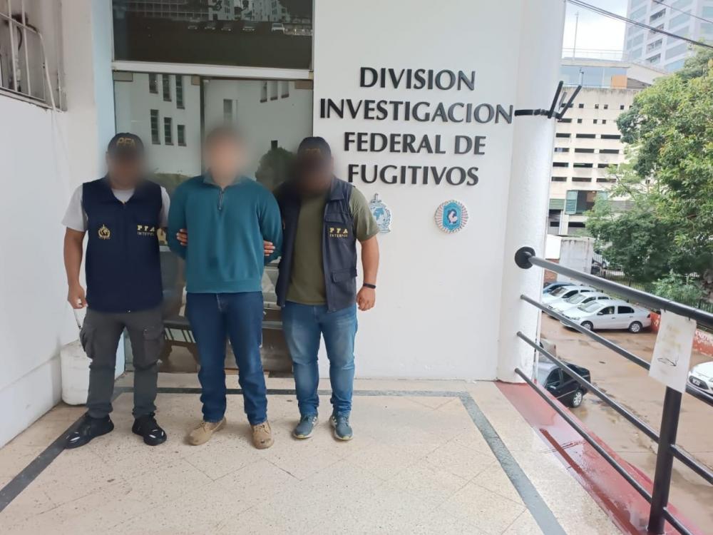 Cae Homicida Ecuatoriano Detenido Por La Polic A Federal Argentina