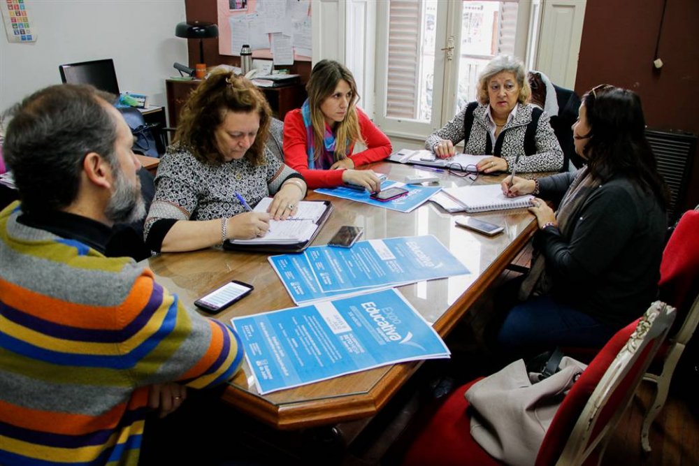 Ultiman Detalles Para La Expo Educativa Superior - Diario Junin