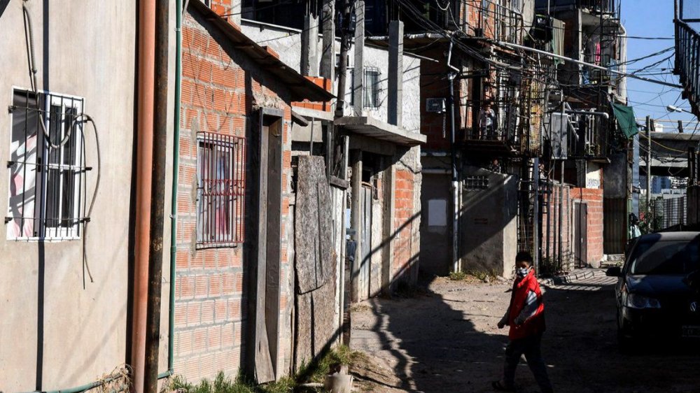 El Gobierno llamó a concurso público para ofrecer servicio de internet en barrios vulnerables