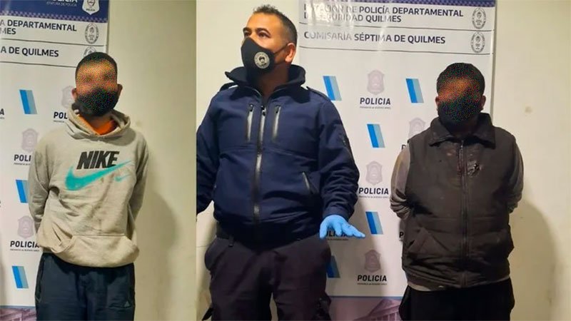 Video: Vecinos Atraparon, Desnudaron Y Golpearon A Dos Delincuentes ...