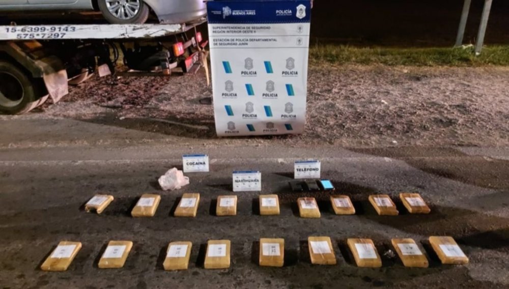 Dos hombres y una mujer detenidos cuando quisieron ingresar a Junín 14 kilos y medio de marihuana y 522 gramos de cocaína