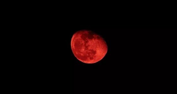 Luna de sangre: a qué hora es el eclipse lunar