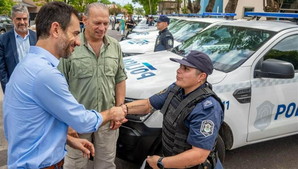 Comenzó la convocatoria de conductores civiles para manejar patrulleros de la Bonaerense