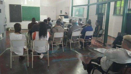 25 de Mayo en las escuelas que funcionan en las Unidades de Junín