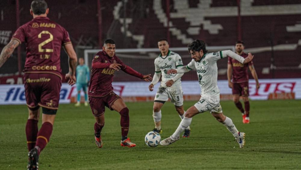 Lanús y Sarmiento igualaron sin goles