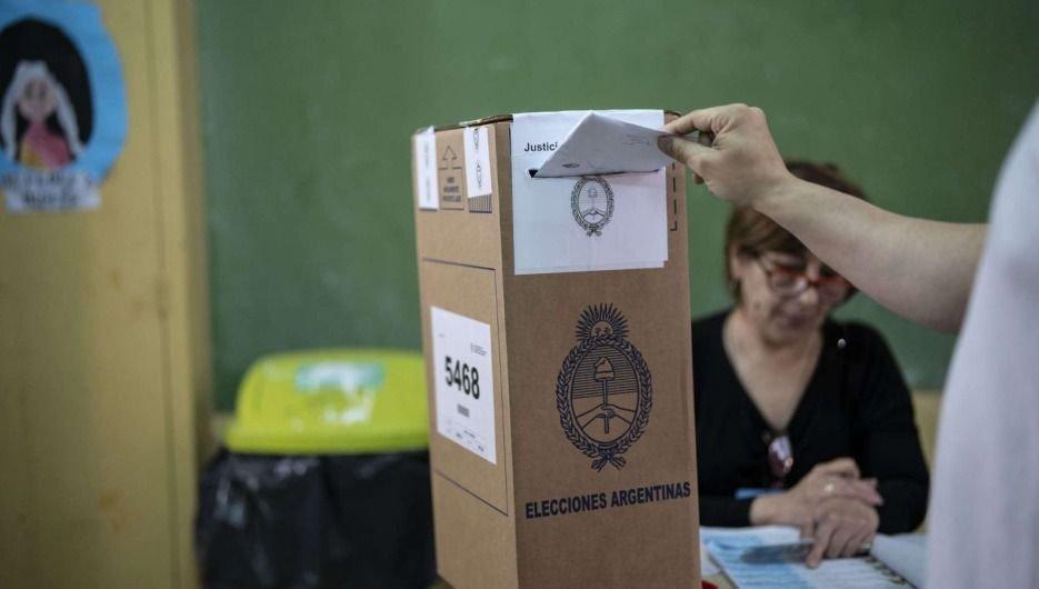 Cerraron Los Comicios En Todo El País: Votó El 74% Del Padrón Electoral ...