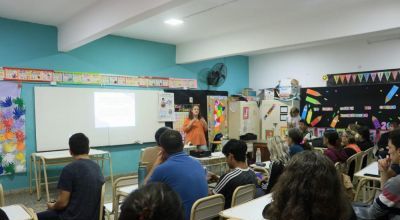 El Club de Emprendedores brindó una charla informativa a alumnos del CENS 452