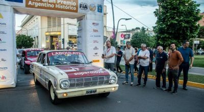 La edición del XXI gran Premio Histórico de automovilismo pasó por Junín